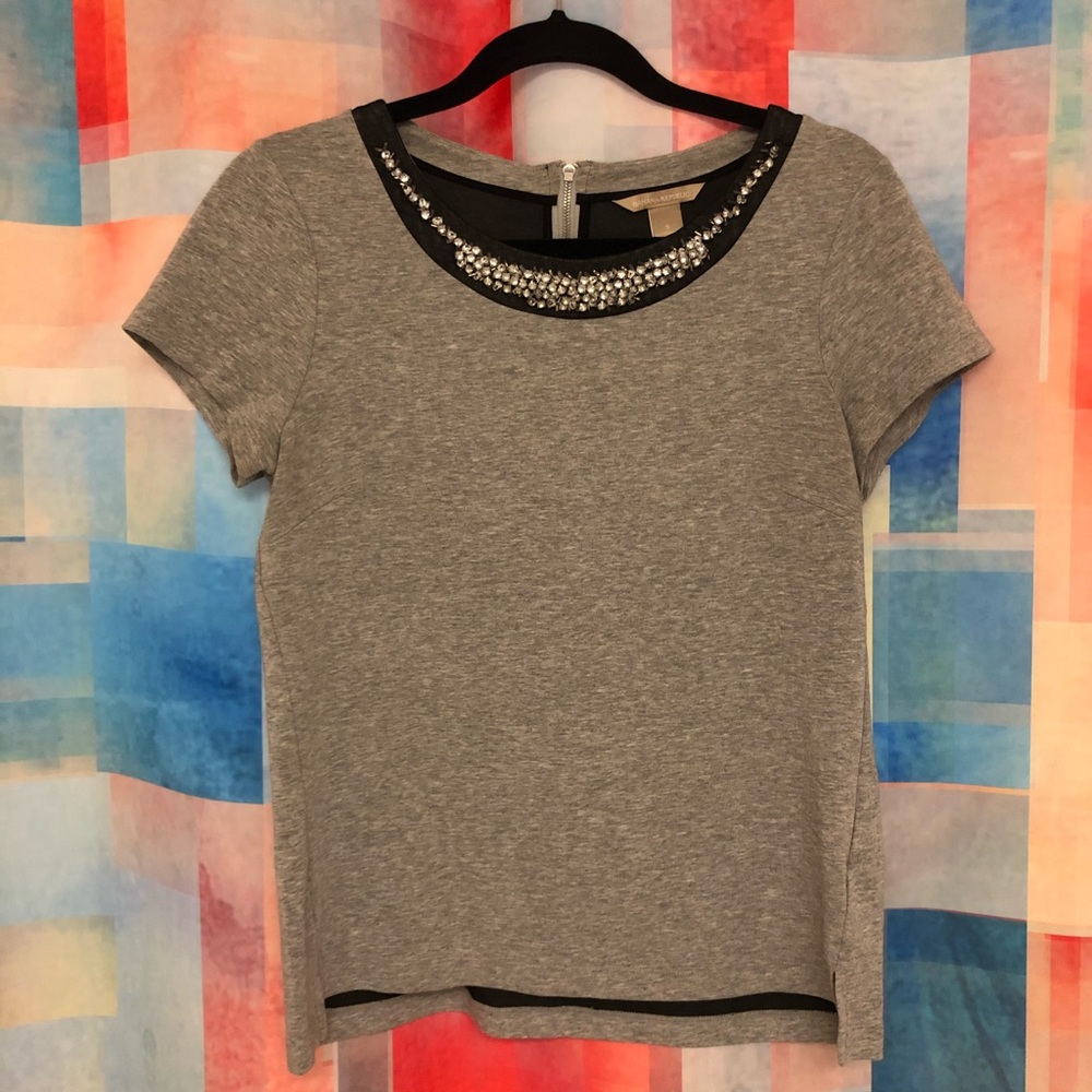 Grey shirt sleeve shirt with gem detail